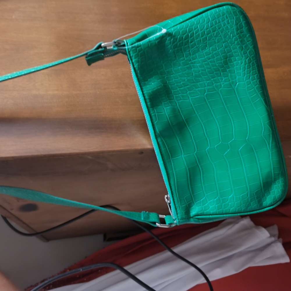 Green Crocodile-Embossed Women's Bag